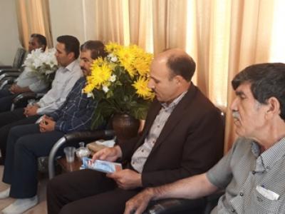 دیدار مدیر و کارکنان امور آبفا شهرستان آباده با امام جمعه ی این شهر 
